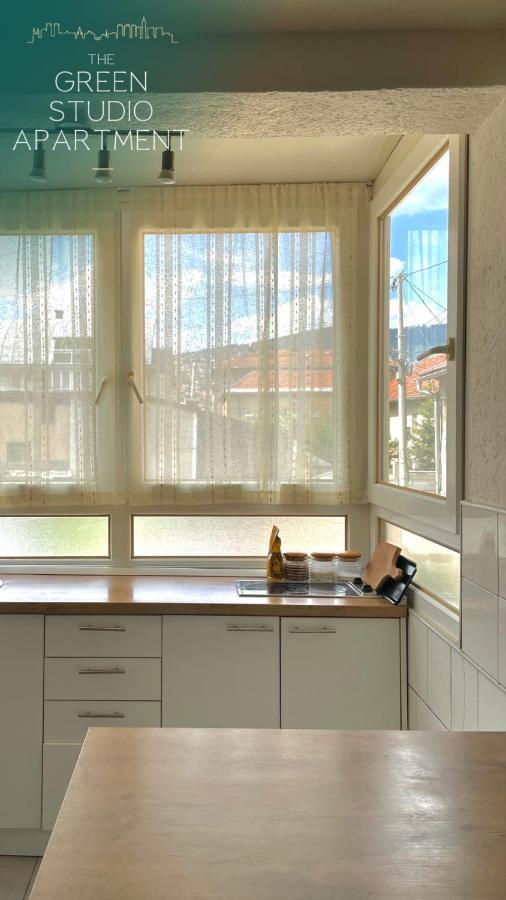 Green Studio Apartment Sarajevo Buitenkant foto
